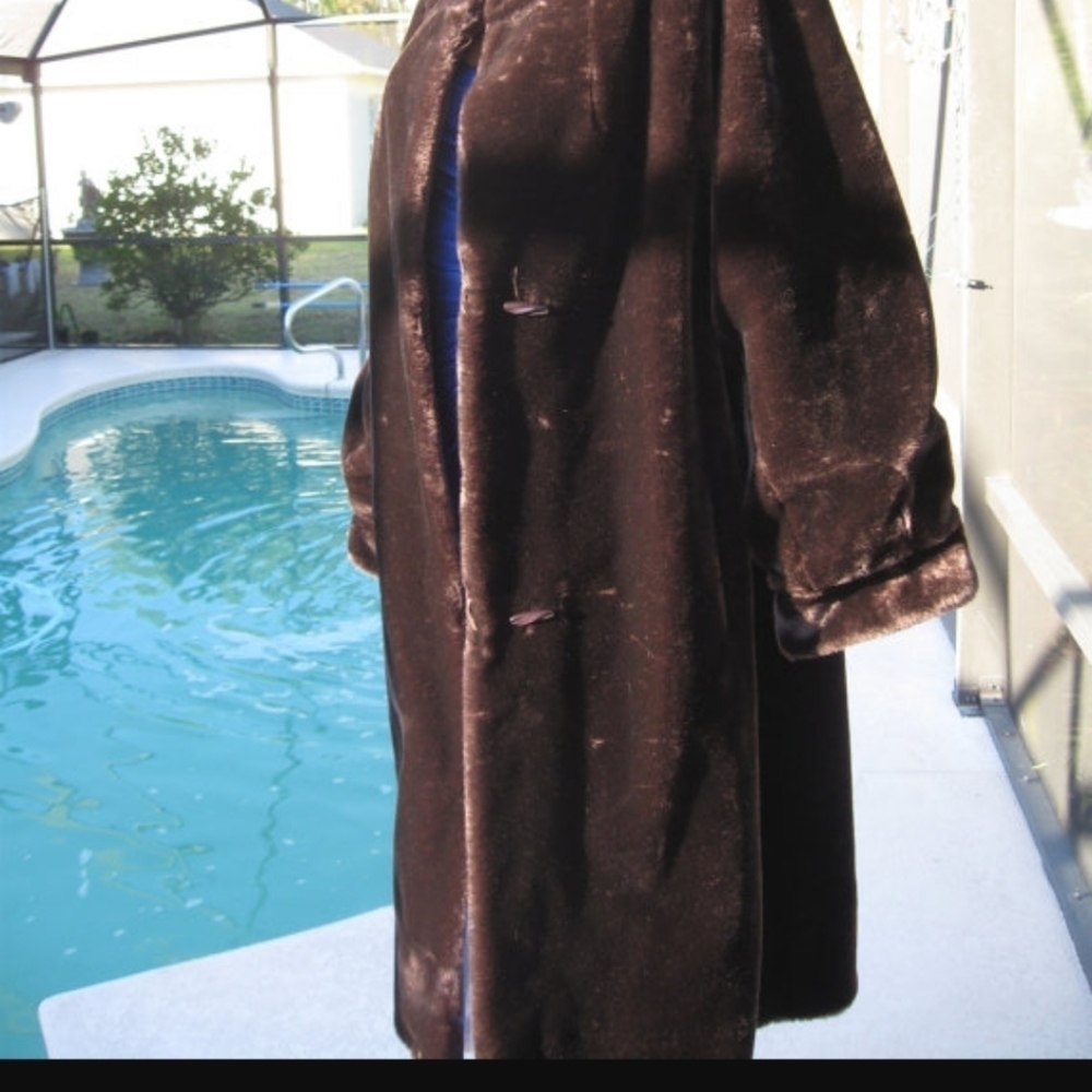 PLUSH VINTAGE SHEERED MINK FAUX FUR REVERSIBLE FULL LENGTH RAIN COAT SIZE MEDIUM - Picture 8 of 8